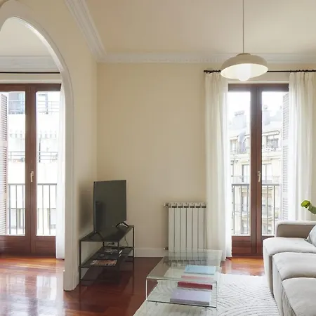 Apartment Zinema - Basque San Sebastian