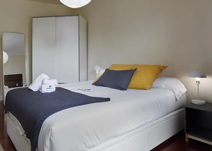 Апартаменти Zinema - Basque *