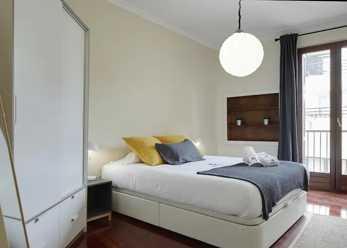 Zinema - Basque Apartment